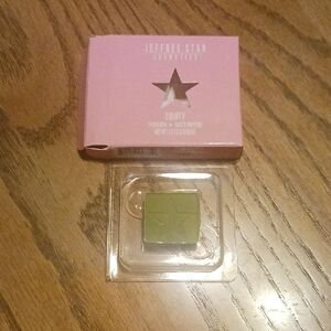 Jeffree Star Eyeshadow in Equity - Olive Green